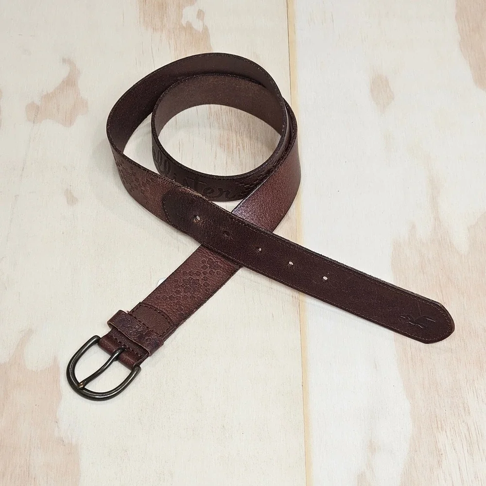 Hollister Mens Brown Genuine Leather Embossed Logo Belt Size Medium 33-37 Inch